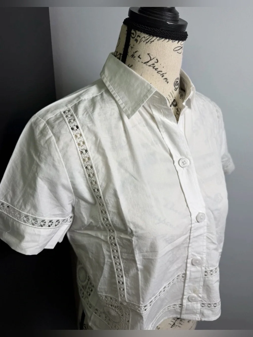 J.Crew Gamine eyelet-trim shirt NWT Size 00